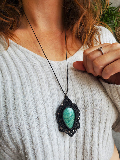 Collection Héritage 🌿 — Collier pendentif Amazonite - pièce unique