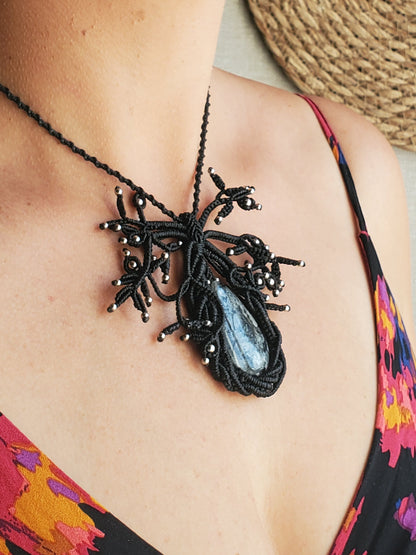 Collection Héritage 🌿 — Collier "Larvikite- Arbre de vie" - piece unique d’exception