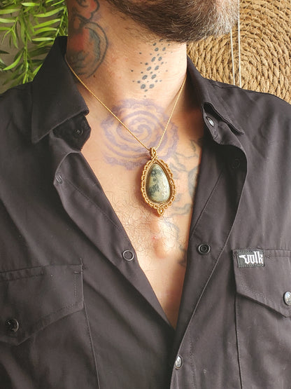 Collection Héritage 🌿 — Collier pendentif Pierre naturelle - pièce unique