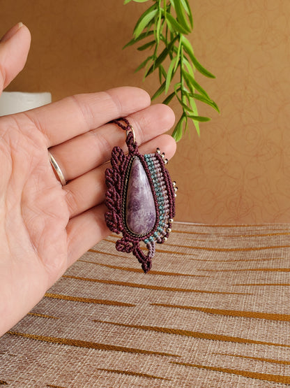Collection Héritage 🌿 — Collier pendentif Lepidolite - pièce unique