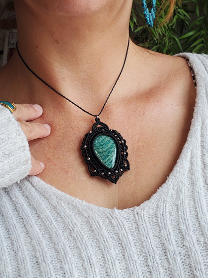 Collection Héritage 🌿 — Collier pendentif Amazonite - pièce unique